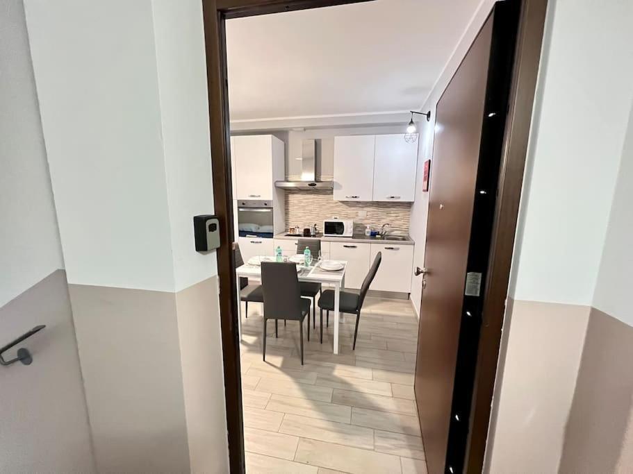 Metro-Apartment: Fabolous Flat مونْكالييري المظهر الخارجي الصورة